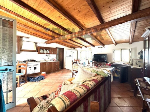 casa indipendente in vendita ad Aidone
