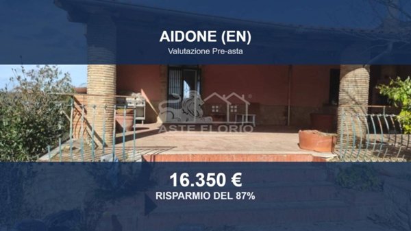 casa indipendente in vendita ad Aidone