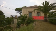 casa indipendente in vendita ad Assoro