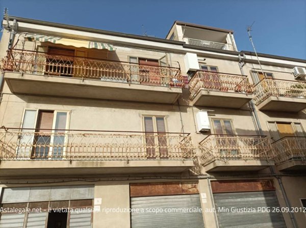 appartamento in vendita ad Assoro