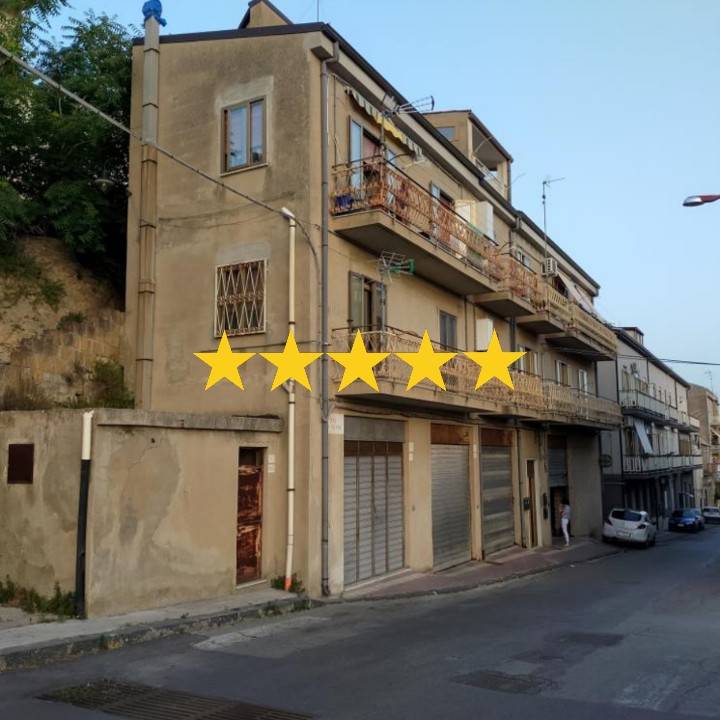 appartamento in vendita ad Assoro