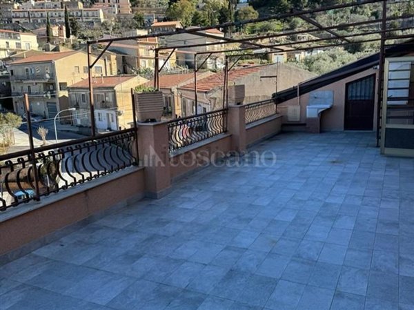 appartamento in vendita ad Assoro