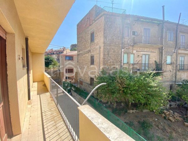 appartamento in vendita a Calascibetta