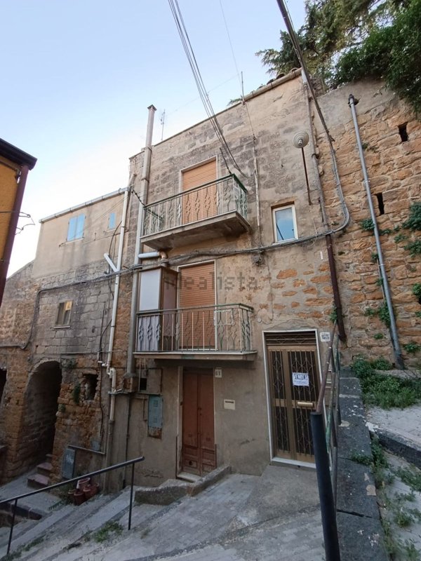 casa indipendente in vendita a Calascibetta