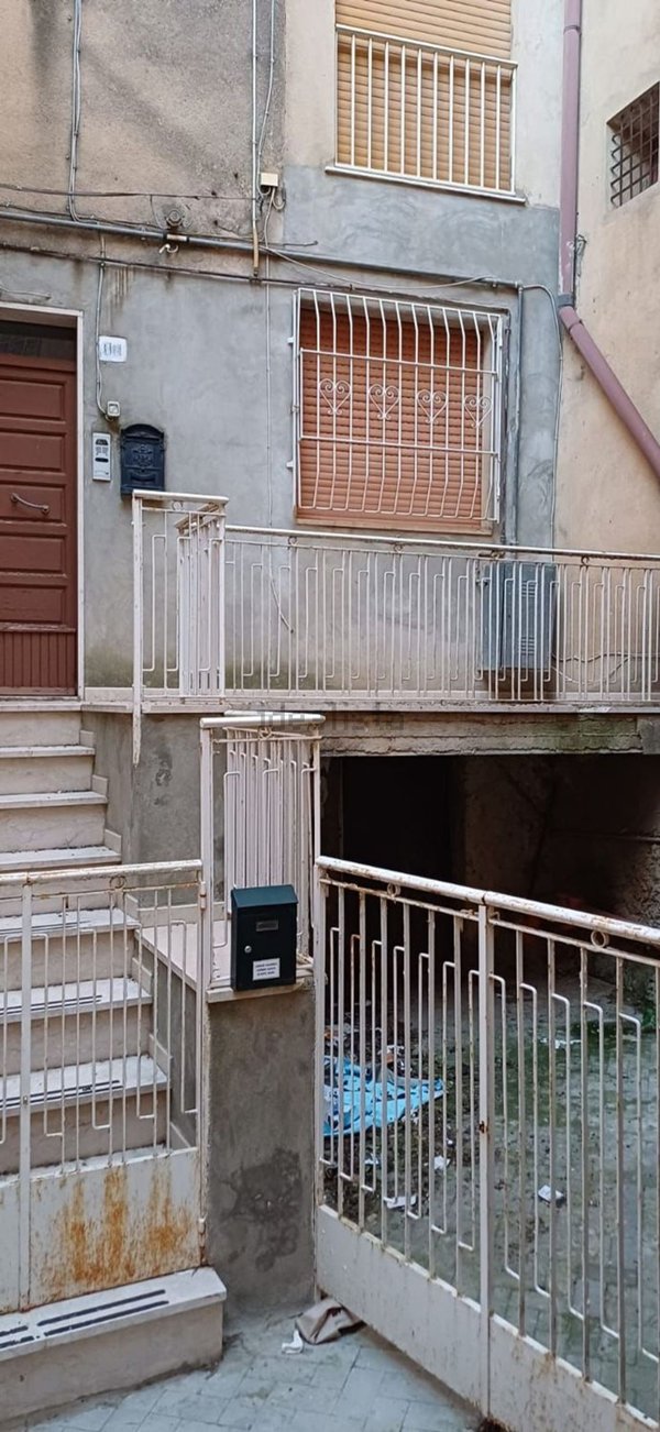 pentavano in vendita a Calascibetta