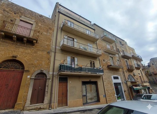 casa indipendente in vendita a Calascibetta