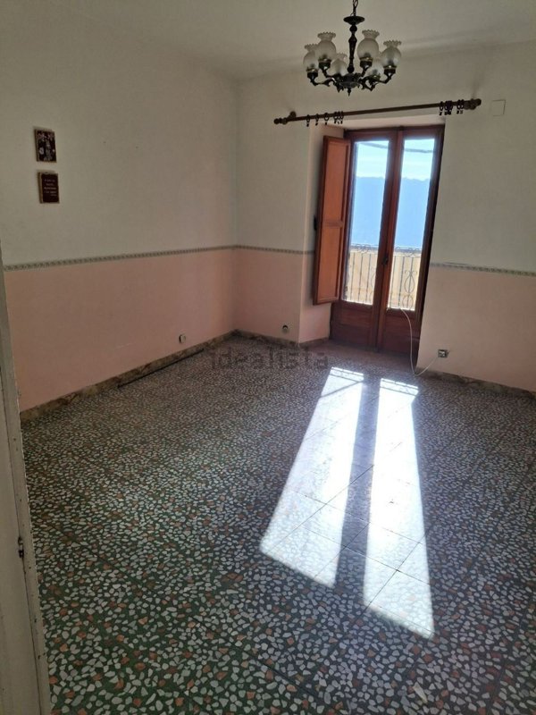 appartamento in vendita a Calascibetta