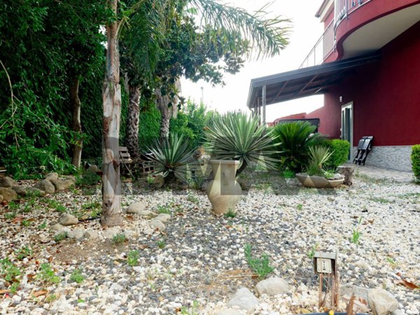 casa indipendente in vendita a Catenanuova