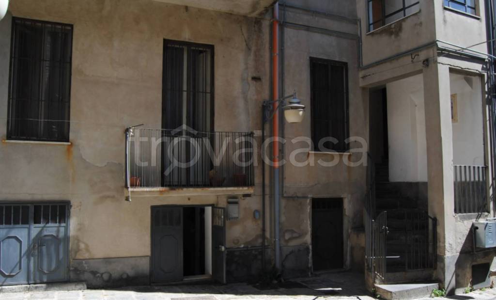 appartamento in vendita a Centuripe