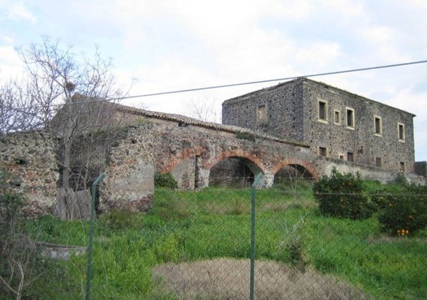 casa indipendente in vendita a Centuripe