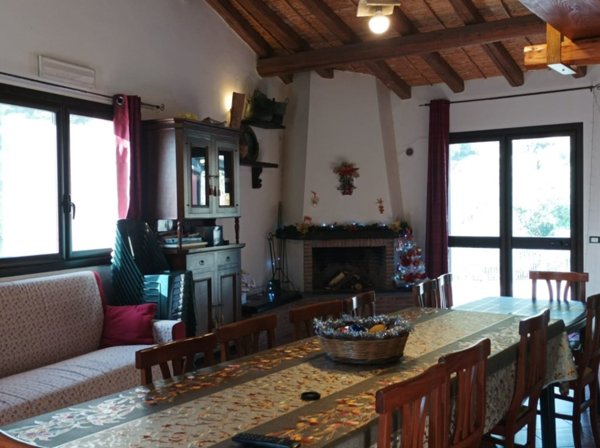 casa indipendente in vendita a Centuripe