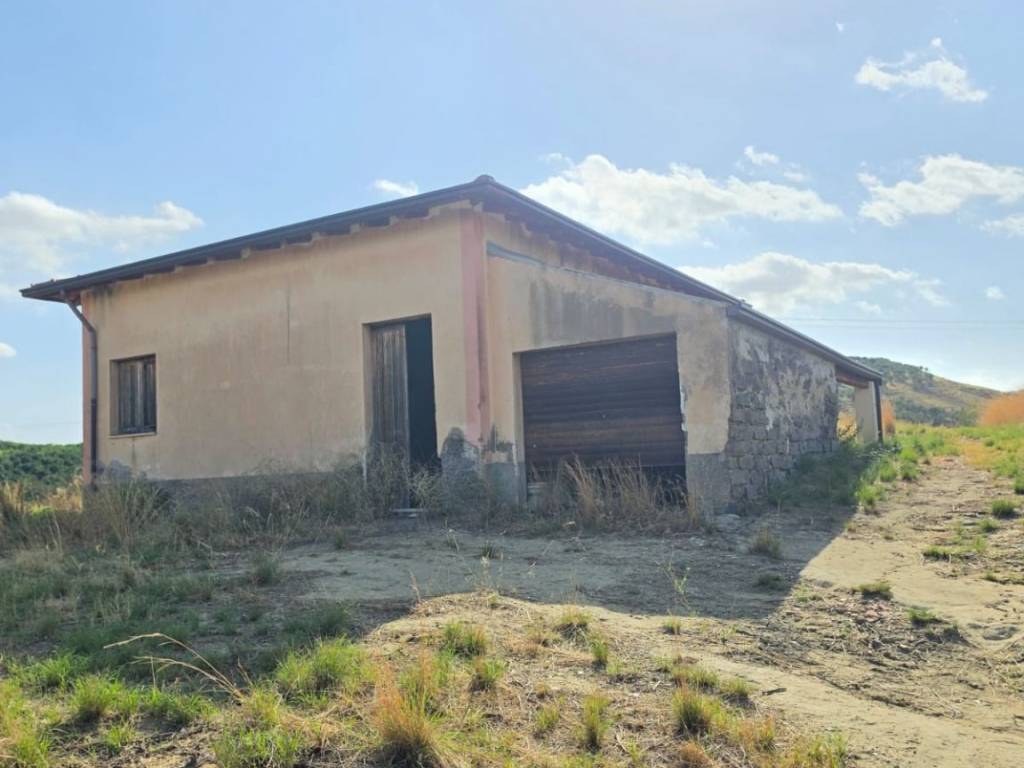 terreno in vendita a Centuripe