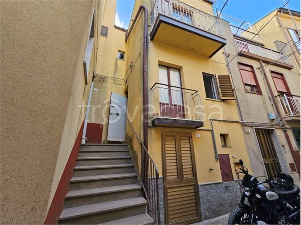 casa indipendente in vendita ad Enna