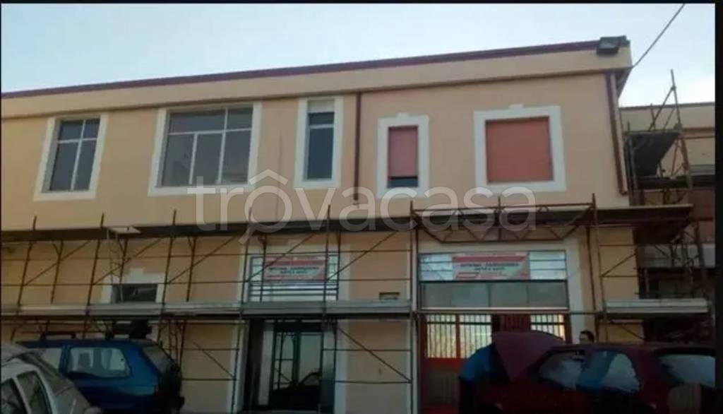 locale commerciale in vendita ad Enna