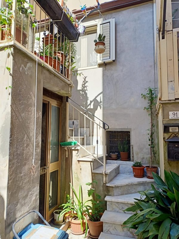 casa indipendente in vendita ad Enna in zona Enna Alta