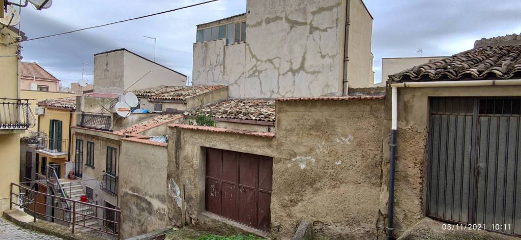 casa indipendente in vendita ad Enna in zona Enna Alta