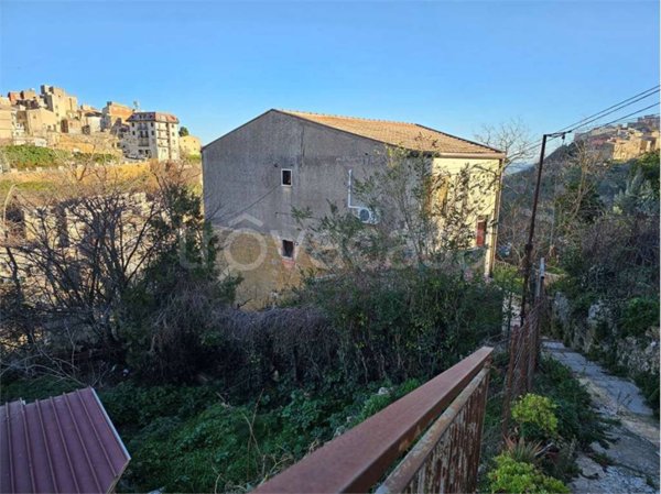 appartamento in vendita ad Enna in zona Enna Alta