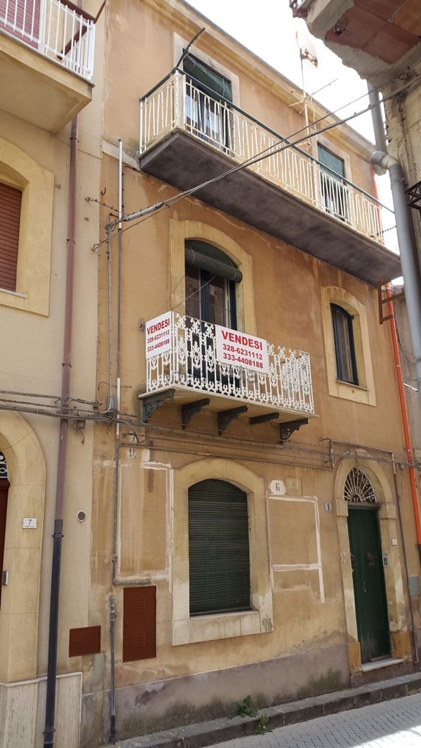 casa indipendente in vendita ad Enna