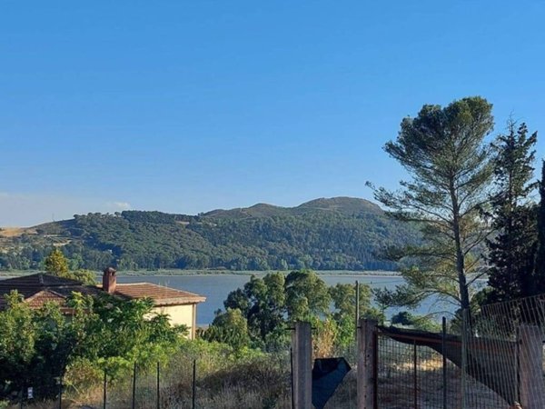 terreno agricolo in vendita ad Enna in zona Pergusa