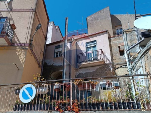 casa indipendente in vendita ad Enna in zona Enna Alta
