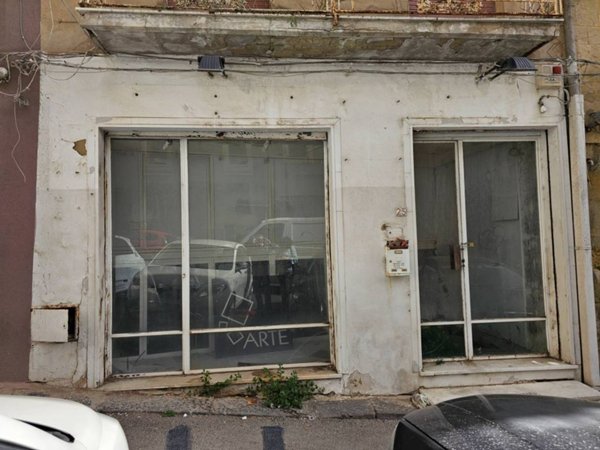 negozio in vendita ad Enna in zona Enna Alta