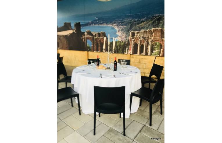 casa indipendente in vendita ad Enna in zona Pergusa