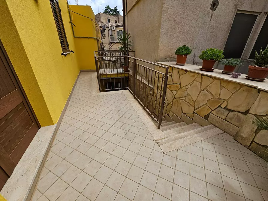casa indipendente in vendita ad Enna in zona Enna Alta