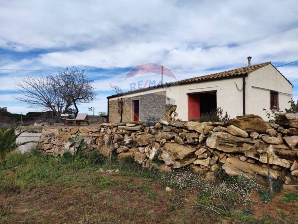 terreno agricolo in vendita ad Enna