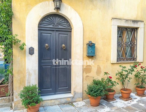 casa indipendente in vendita ad Enna in zona Enna Alta