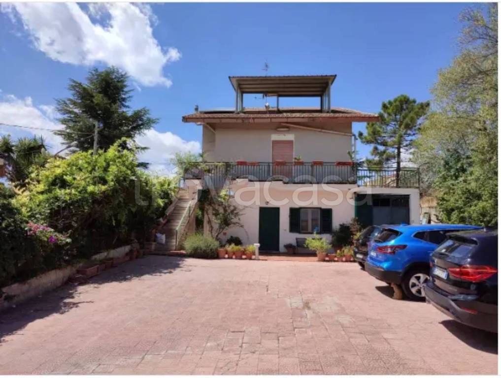 casa indipendente in vendita ad Enna