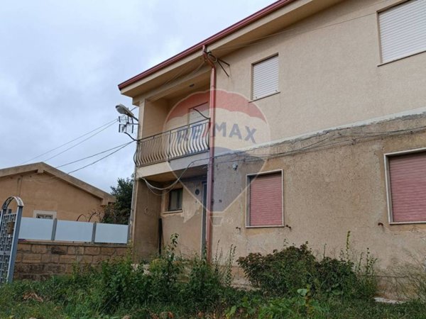 casa indipendente in vendita ad Enna in zona Enna Alta