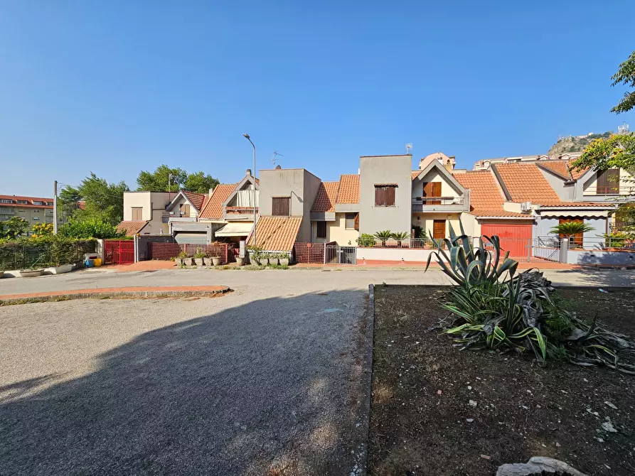 casa indipendente in vendita ad Enna in zona Sant'Anna / Enna Bassa