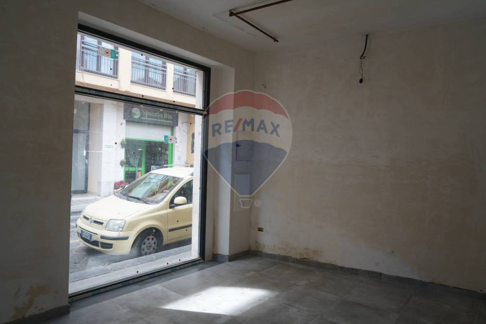 locale commerciale in vendita ad Enna in zona Enna Alta
