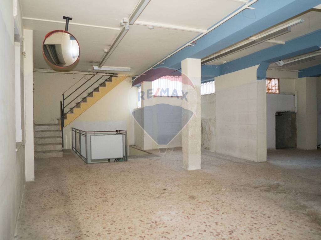 locale commerciale in vendita ad Enna in zona Enna Alta