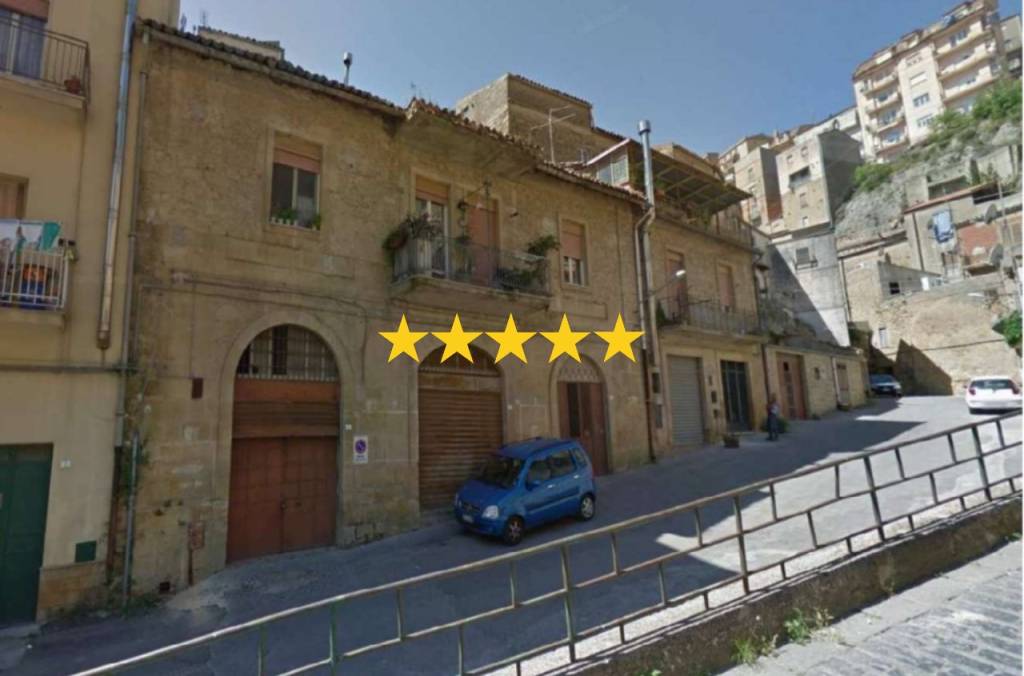casa indipendente in vendita ad Enna in zona Enna Alta