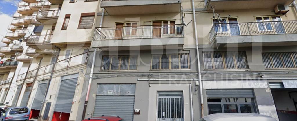 locale commerciale in vendita ad Enna