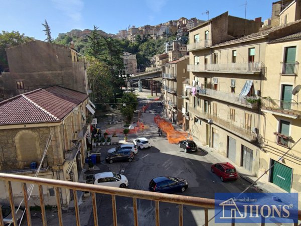 casa indipendente in vendita ad Enna