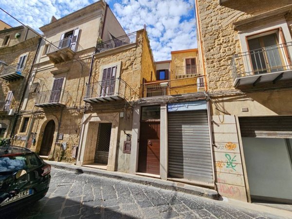 appartamento in vendita ad Enna in zona Enna Alta