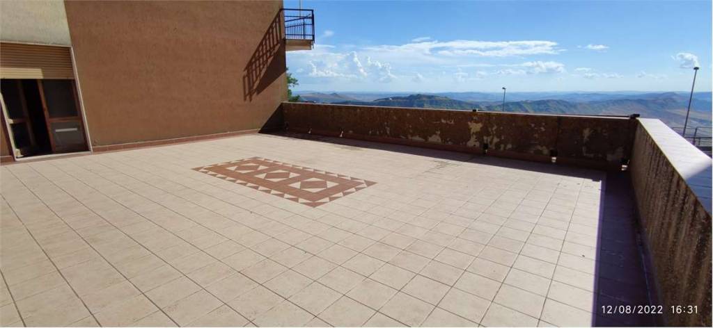 appartamento in vendita ad Enna in zona Enna Alta