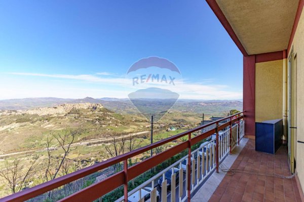 appartamento in vendita ad Enna