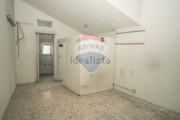 negozio in vendita ad Enna in zona Enna Alta