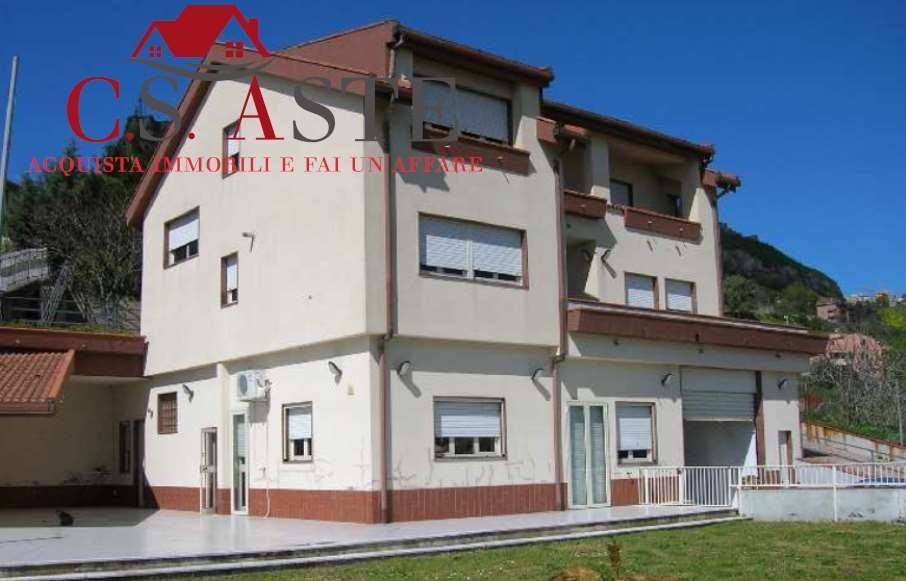 casa indipendente in vendita ad Enna