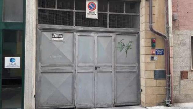 locale commerciale in vendita ad Enna