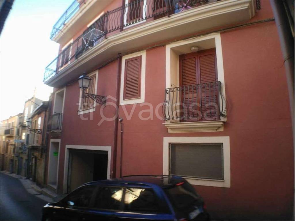 appartamento in vendita ad Enna in zona Enna Alta