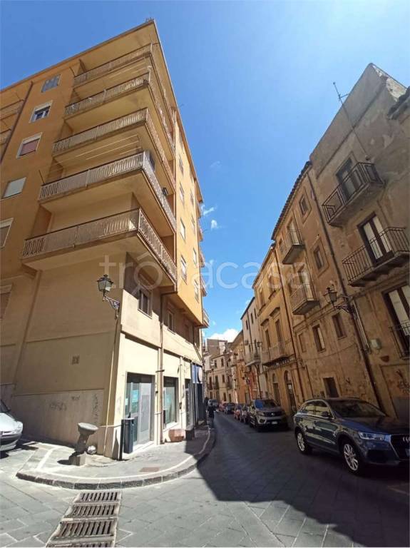 appartamento in vendita ad Enna in zona Enna Alta