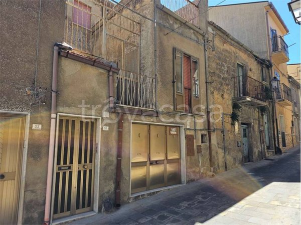 casa indipendente in vendita ad Enna