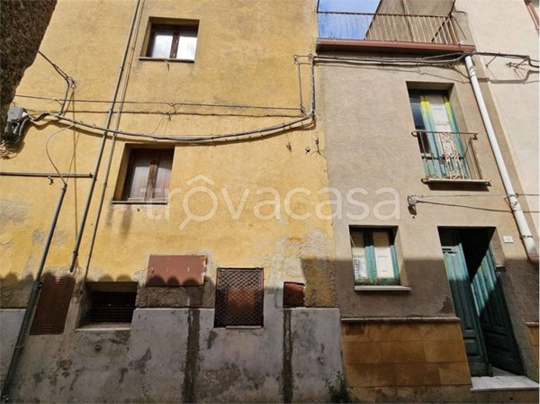 casa indipendente in vendita ad Enna