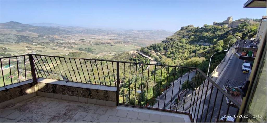 appartamento in vendita ad Enna in zona Enna Alta