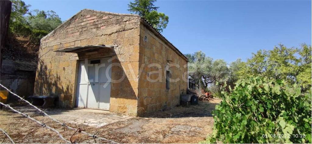 casa indipendente in vendita ad Enna in zona Sant'Anna / Enna Bassa