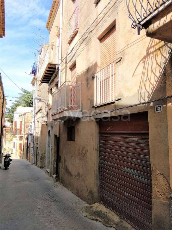 casa indipendente in vendita ad Enna